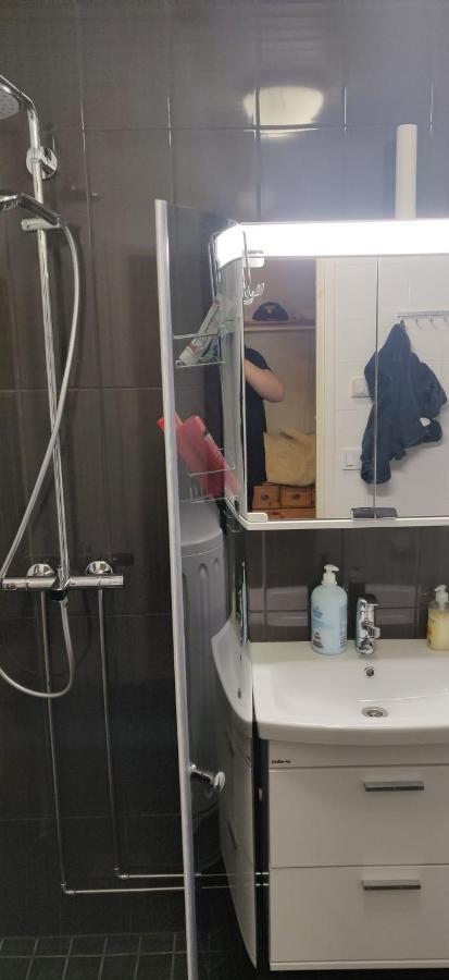55 Nelioeinen Tilava Rivitalokaksio, 1-4Hloe, Taeydellinen Keittioe, Uudet Kodinkoneet, Laadukas Sauna, Tv, Netflix, Wifi, Kuivaava Pyykinpesukone, Itsekirjautuminen 24H, Avainsaeiloeboxi Koodilla Seinäjoki 외부 사진
